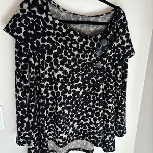 Sympli Black and Gray Mock Leopard Print Asymmetrical Hem Sweater